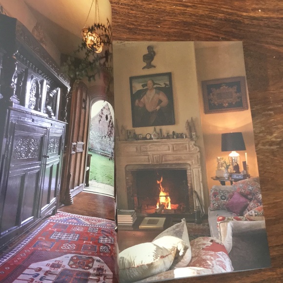 Robert Kime Beautiful Coffee Table Book on Interior Design - Picture 7 of 16